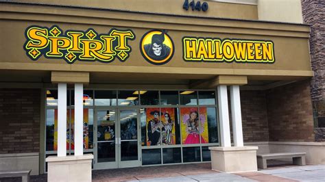 I&x27;ve worked at Spirit Halloween for two seasons and have seen many customers make the same mistakes. . Spirit hallowen